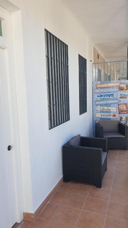 Apartamentos En Cordoba, Puente Romano Y Torre Calahorra מראה חיצוני תמונה