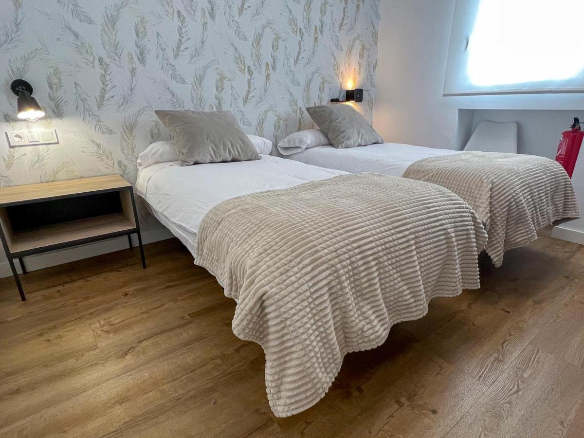 Apartamentos En Cordoba, Puente Romano Y Torre Calahorra מראה חיצוני תמונה