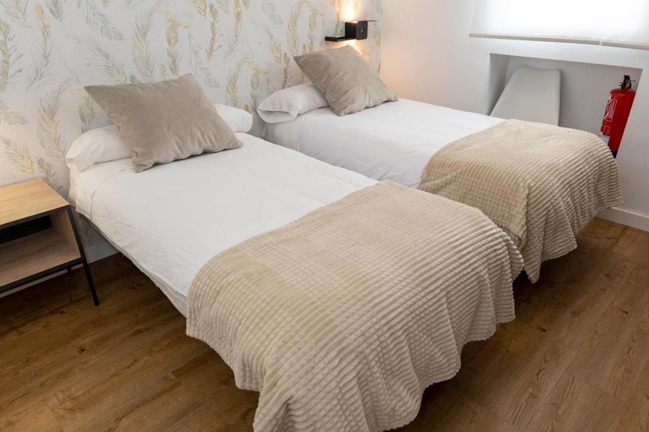 Apartamentos En Cordoba, Puente Romano Y Torre Calahorra מראה חיצוני תמונה